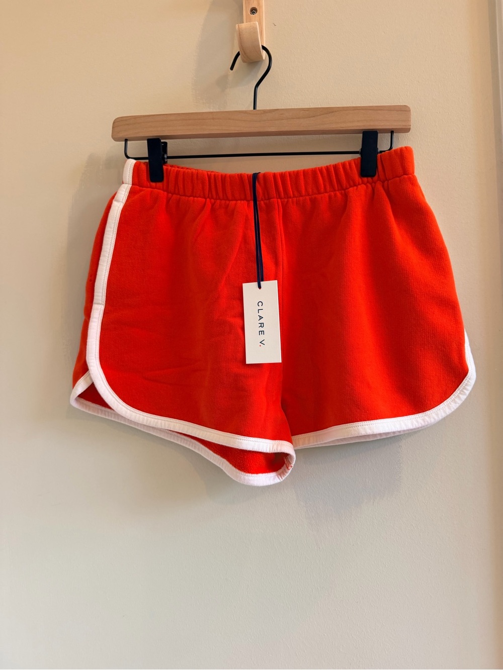 Clare V Le Jogging Short NWT $145
L'Orange w/ Cream Piping